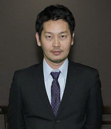 長谷川　俊介