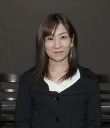 野間　多美子